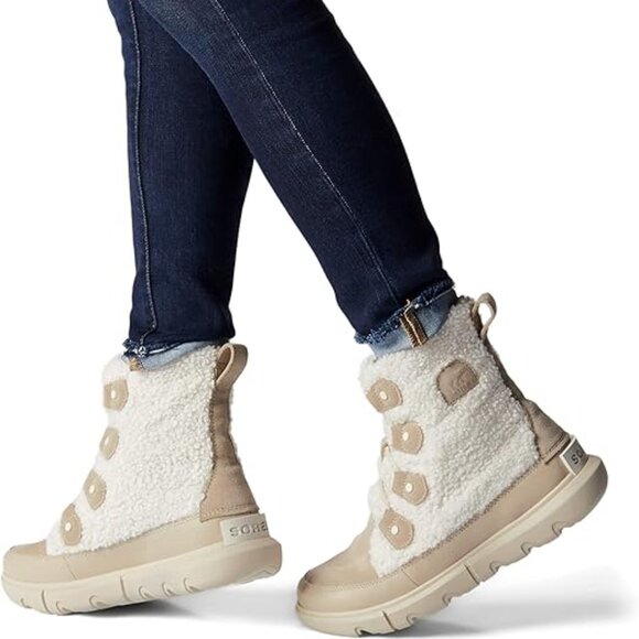 SOREL - Explorer II Joan Insulated Lace-Up Boot Size 8 - Picture 4 of 12